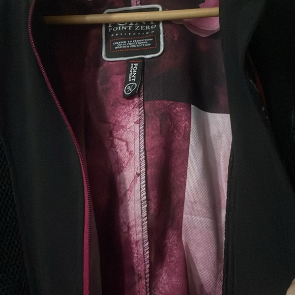 Point Zero Collection lightweight functional jacket - Picture 6 of 9